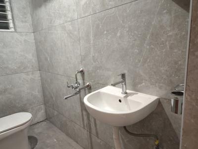 Bathroom Image of 510 Sq.ft 1 BHK Builder Floor for rent in Bommanahalli Bengaluru for Rs. 22000