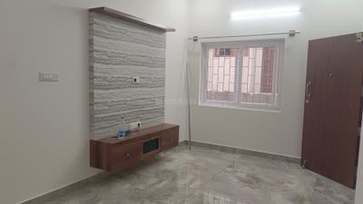 Living Room Image of 850 Sq.ft 2 BHK Builder Floor for rent in Thanisandra Bengaluru for Rs. 20000
