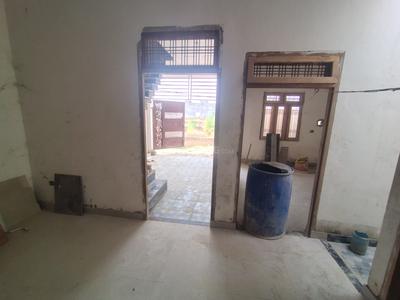 Bedroom Image of 800 Sq.ft 2 BHK Independent House for sale in Kisan Path Lucknow for Rs. 4500000