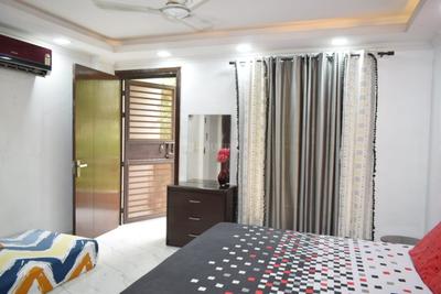 Bedroom Image of 1800 Sq.ft 3.5 BHK Duplex for sale in Subhash Nagar New Delhi for Rs. 28000000