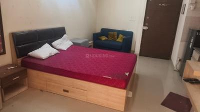 Bedroom Image of 425 Sq.ft 1 BHK Studio for rent in Supertech Ecociti, Sector 137 Noida for Rs. 19500