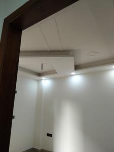 Bedroom Image of 600 Sq.ft 2 BHK Builder Floor for sale in Shastri Nagar New Delhi for Rs. 6500000