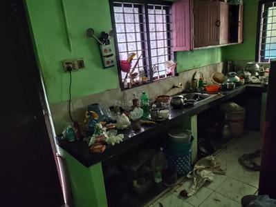 Kitchen Image of 600 Sq.ft 2 BHK Independent House for sale in Parasnath Garden, Maradu Kochi for Rs. 2700000