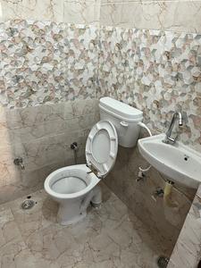 Bathroom Image of Sehgal girls pg in Mohibullapur, Lucknow