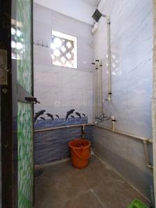 Bathroom Image of 600 Sq.ft 1 BHK Builder Floor for rent in Airoli Navi Mumbai for Rs. 16000