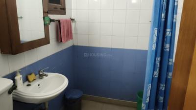 Image of 1950 Sq.ft 3.5 BHK Apartment / Flat for rent in CGHS NPSC Apartment, Sector 2 Dwarka, New Delhi for Rs. 65000