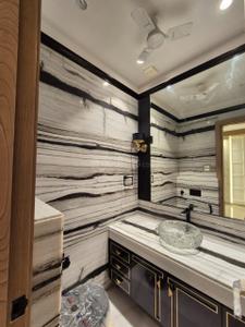 Bathroom Image of 3600 Sq.ft 4 BHK Builder Floor for sale in Safdarjung Enclave New Delhi for Rs. 150000000