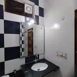 Image of 600 Sq.ft 1 BHK Builder Floor for rent in Sector 5 Rohini, New Delhi for Rs. 25000