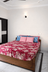 Image of 1150 Sq.ft 2 BHK Apartment / Flat for sale in Uppal Southend, Sector 49, Gurgaon for Rs. 13500000