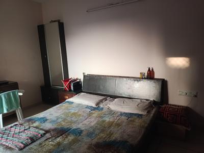 Bedroom Image of 1260 Sq.ft 3 BHK Apartment / Flat for sale in Shivalik Sachin Tower, Shyamal Ahmedabad for Rs. 9500000