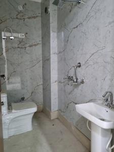 Common Bathroom Image of 600 Sq.ft 2 BHK Apartment / Flat for sale in Razapur Khurd New Delhi for Rs. 3415000