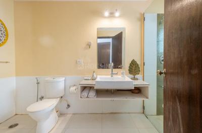 Bathroom Image of 1800 Sq.ft 3 BHK Villa for rent in Candolim Goa for Rs. 125000