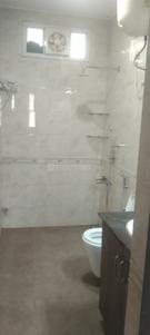 Bathroom Image of 1500 Sq.ft 3 BHK Apartment / Flat for rent in Alaknanda New Delhi for Rs. 78000