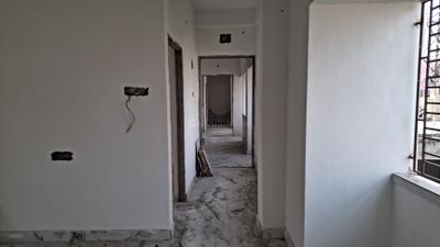 Living Room Image of 925 Sq.ft 2 BHK Apartment / Flat for sale in Keshtopur Kolkata for Rs. 4440000