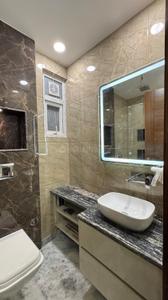Bathroom Image of 500 Sq.ft 1 RK Builder Floor for rent in Rajouri Garden New Delhi for Rs. 18000