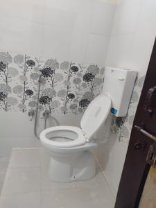 Bathroom Image of 400 Sq.ft 1 BHK Builder Floor for rent in Amaniganj Ayodhya for Rs. 9000