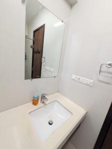 Bathroom Image of 2000 Sq.ft 5 BHK Apartment / Flat for sale in Piramal Vaikunth Cluster 1, Thane West Thane for Rs. 50000000