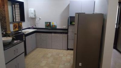 Kitchen Image of 600 Sq.ft 1 BHK Apartment / Flat for rent in Clover Dale, Koregaon Park Pune for Rs. 45000