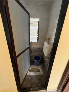 Bathroom Image of 500 Sq.ft 1 BHK Apartment / Flat for rent in Padamavati Royal, Titwala Thane for Rs. 6500