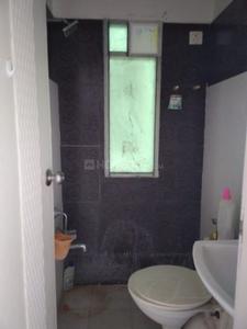 Bathroom Image of 1000 Sq.ft 2 BHK Apartment / Flat for rent in Vallabh Vidhyanagar Anand for Rs. 10000