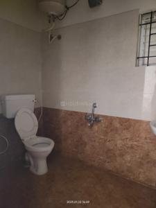 Bathroom Image of 500 Sq.ft 1 BHK Apartment / Flat for rent in Indira Nagar Bengaluru for Rs. 32000