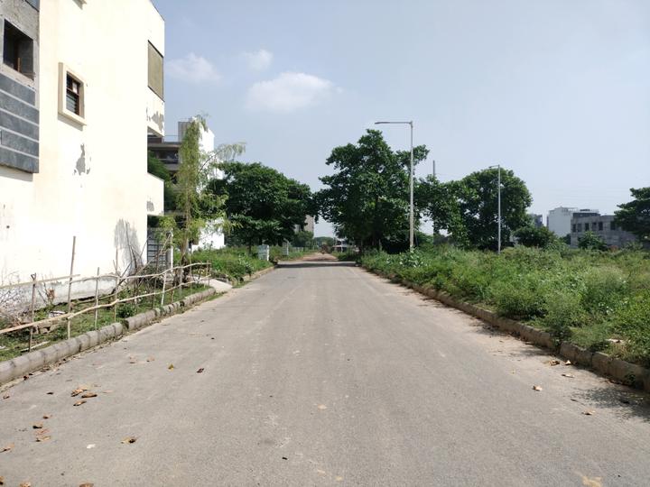 BPTP Parklands Plots Main Image 1