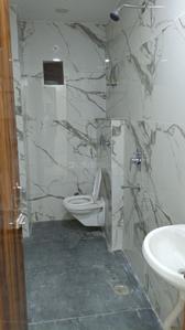 Image of 650 Sq.ft 2 BHK Builder Floor for sale in Raja Park Apartment, Shakurpur, New Delhi for Rs. 6500000
