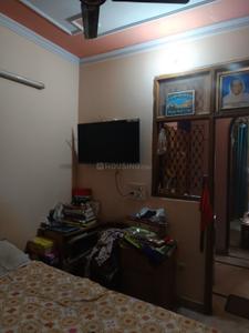 Bedroom Image of 432 Sq.ft 1 BHK Builder Floor for sale in Model Town New Delhi for Rs. 5000000