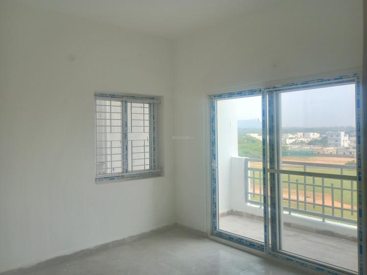 Standlone Main Image 1