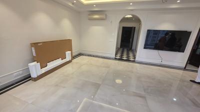 Living Room Image of 2400 Sq.ft 3 BHK Apartment / Flat for sale in Central Park Resorts, Sector 48 Gurgaon for Rs. 72500000