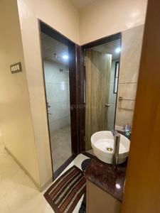 Bathroom Image of 600 Sq.ft 1 BHK Independent House for rent in Shivaji Nagar Pune for Rs. 35000