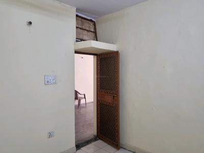 Bedroom Image of 800 Sq.ft 2 BHK Apartment / Flat for rent in  C6a Jankpuri, Janakpuri New Delhi for Rs. 21000