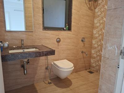Image of 1050 Sq.ft 2 BHK Apartment / Flat for sale in Amanora Gold Towers, Hadapsar, Pune for Rs. 10500000
