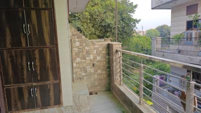 Balcony Image of 800 Sq.ft 1 BHK Apartment / Flat for rent in Paschim Vihar New Delhi for Rs. 12140
