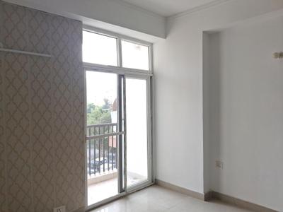 Bedroom Image of 900 Sq.ft 2 BHK Apartment / Flat for sale in Amrapali Platinum, Sector 119 Noida for Rs. 8800000