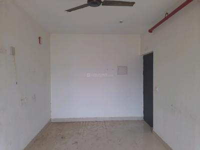Living Room Image of 750 Sq.ft 3 BHK Apartment / Flat for sale in Signature Global Golf Green, Sector 79 Gurgaon for Rs. 7600000