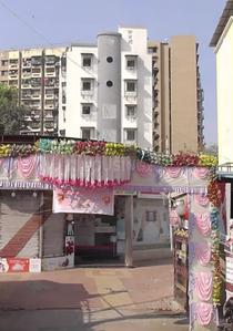 Building Image of 600 Sq.ft 1.5 BHK Apartment / Flat for sale in Kurla West Mumbai for Rs. 6200000