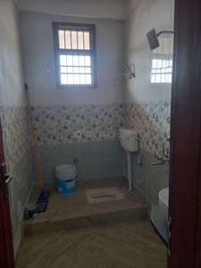 Bathroom Image of 2100 Sq.ft 4 BHK Independent House for rent in Indirapuram Ghaziabad for Rs. 40000