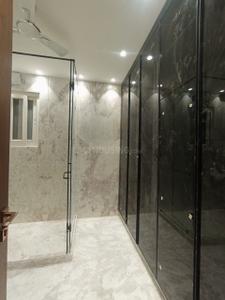 Bedroom Image of 2400 Sq.ft 3 BHK Builder Floor for sale in Sarvapriya Vihar New Delhi for Rs. 85000000
