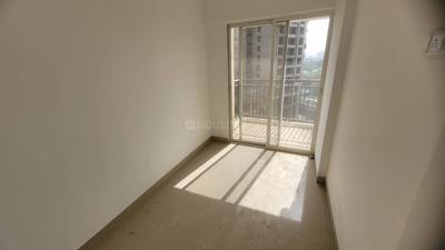 Bedroom Image of 650 Sq.ft 2 BHK Apartment / Flat for rent in DB Ozone, Dahisar East Mumbai for Rs. 28000