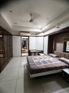Bedroom Image of 4000 Sq.ft 4 BHK Independent House for rent in Armaan Bungalows, Bodakdev Ahmedabad for Rs. 70000