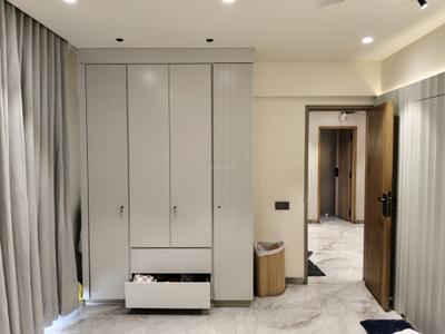 Bedroom Image of 2340 Sq.ft 4 BHK Apartment / Flat for sale in Century Tower, Bodakdev Ahmedabad for Rs. 30000000