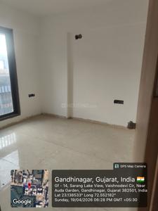 Bedroom Image of 2800 Sq.ft 4 BHK Apartment / Flat for sale in Divyajyot Sarang Lakeview, Vaishno Devi Circle Ahmedabad for Rs. 19500000