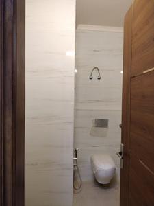 Common Bathroom Image of 1620 Sq.ft 3 BHK Builder Floor for sale in BPTP District 3, Sector 85 Faridabad for Rs. 18000000