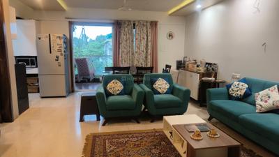 Living Room Image of 1500 Sq.ft 2.5 BHK Apartment / Flat for sale in Erandwane Pune for Rs. 33000000
