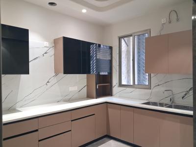Kitchen Image of 1800 Sq.ft 3 BHK Builder Floor for sale in Paschim Vihar New Delhi for Rs. 36000000