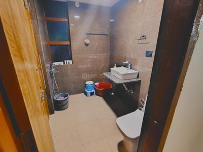 Bathroom Image of 1430 Sq.ft 3 BHK Apartment / Flat for rent in Kundli Sonipat for Rs. 21500