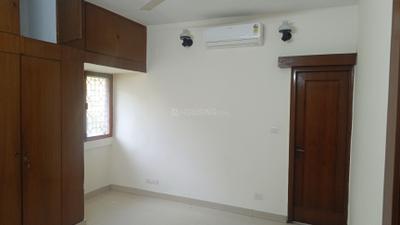 Bedroom Image of 1250 Sq.ft 2 BHK Apartment / Flat for sale in Vasant Kunj New Delhi for Rs. 36000000