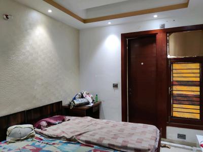 Bedroom Image of 1300 Sq.ft 3 BHK Builder Floor for sale in Indirapuram Ghaziabad for Rs. 12500000