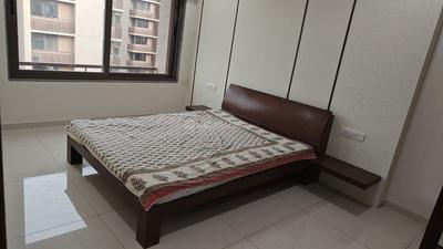 Bedroom Image of 2350 Sq.ft 3 BHK Apartment / Flat for rent in Shivalik Green View, Shantigram Ahmedabad for Rs. 60000